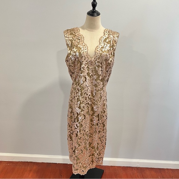 Tadashi Shoji Gold Embellished Sequin V Neck Cocktail MIDI Dress - Reemoly - Picture 3 of 14